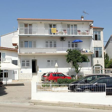 Apartmani Ljubo Primošten Exteriör bild