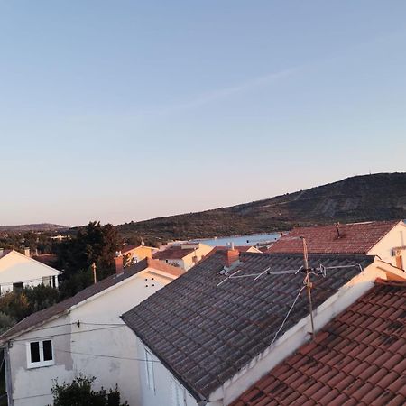 Apartmani Ljubo Primošten Exteriör bild