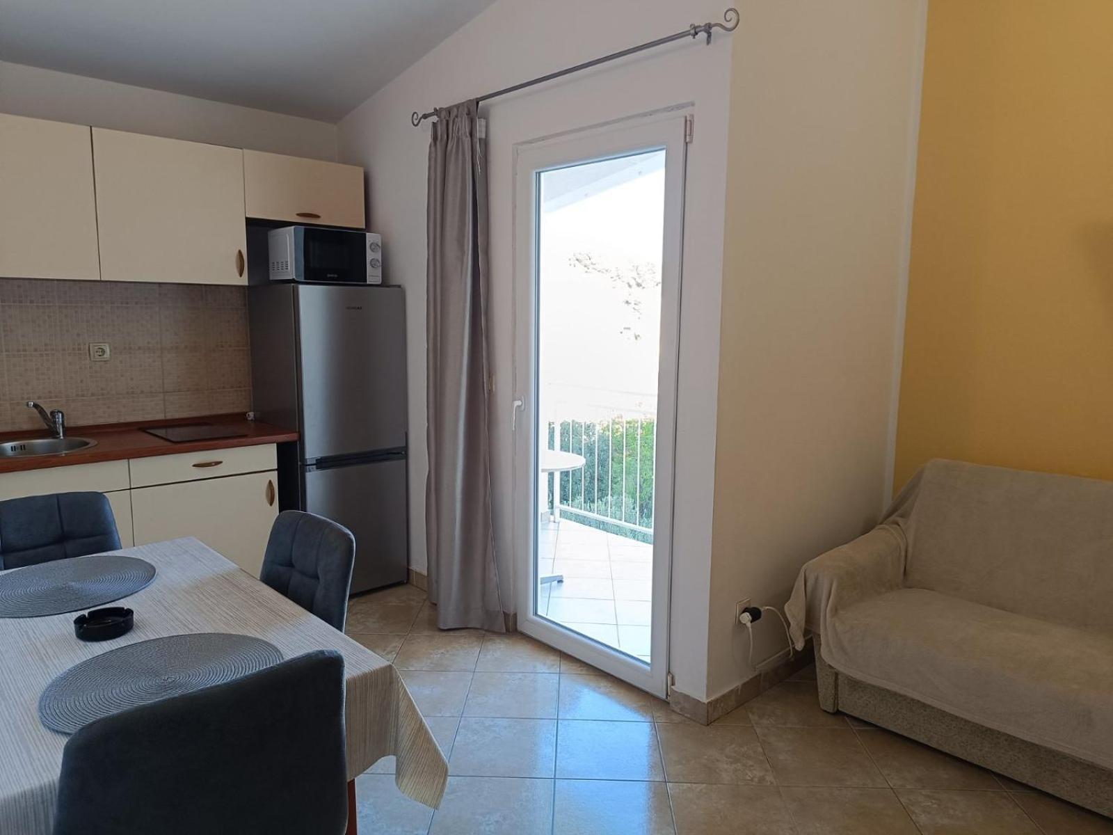 Apartmani Ljubo Primošten Exteriör bild