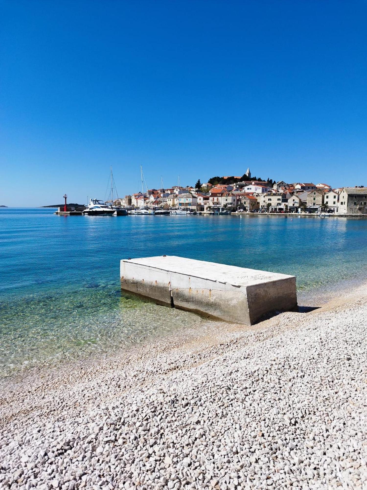 Apartmani Ljubo Primošten Exteriör bild